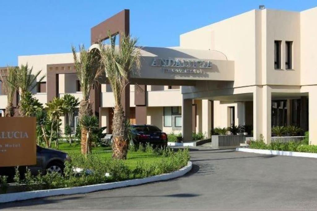 Andalucia Bizerte Plage Et Piscine Exterior foto